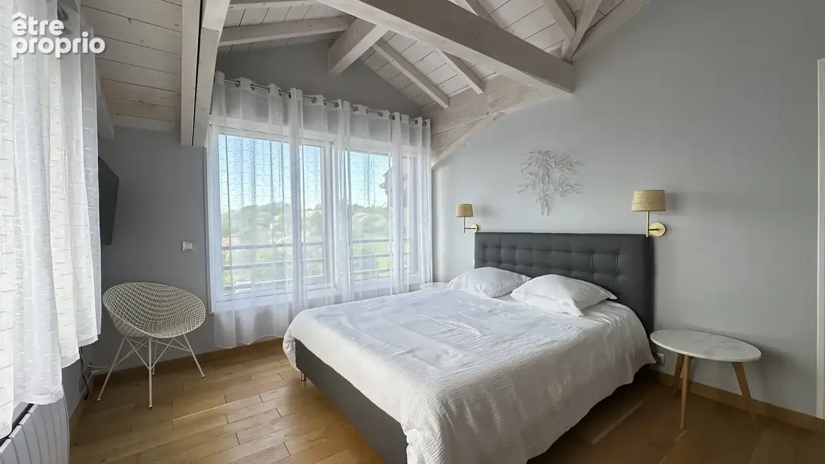 Vue imprenable sur les vallons pour cette superbe villa d'architecte de type t7 de 220 m2 +  sous sol de 110 m2 - photo 20