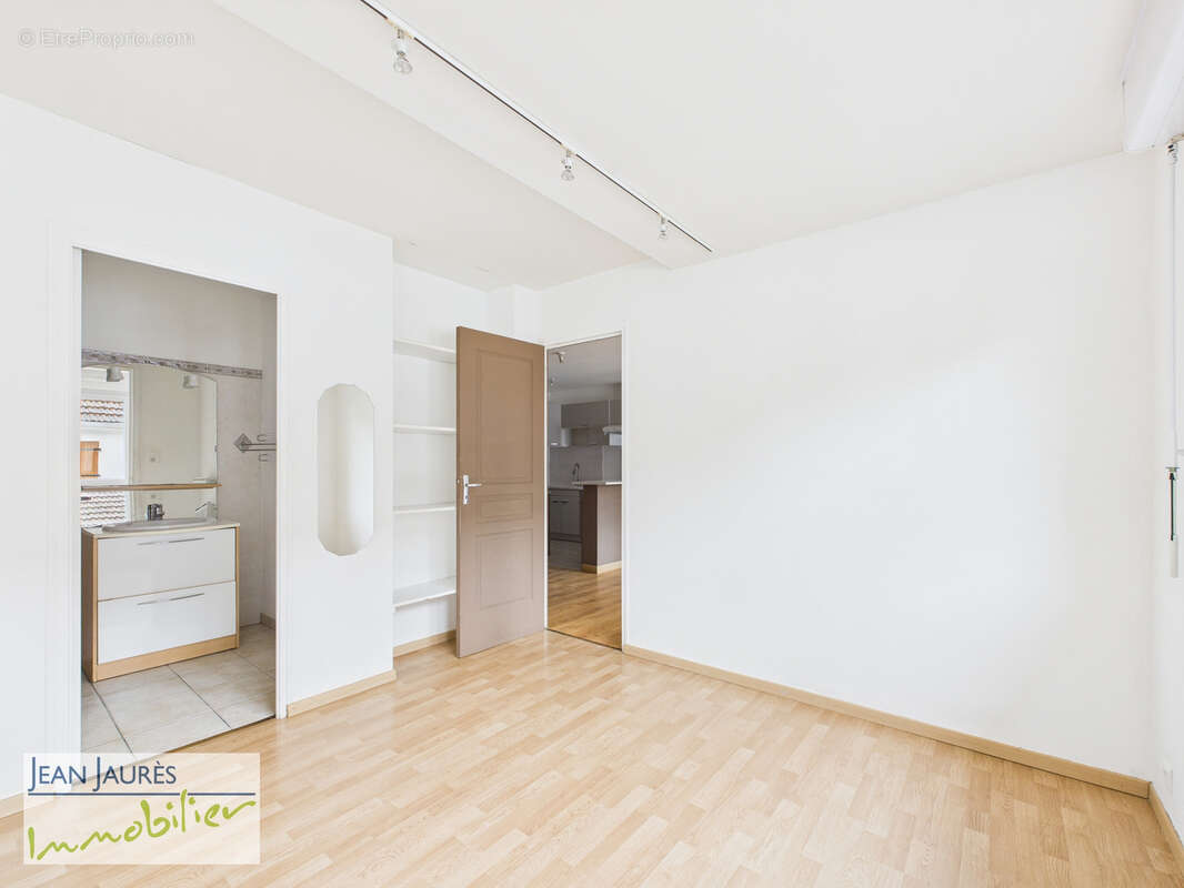 Appartement à SAINTE-SAVINE