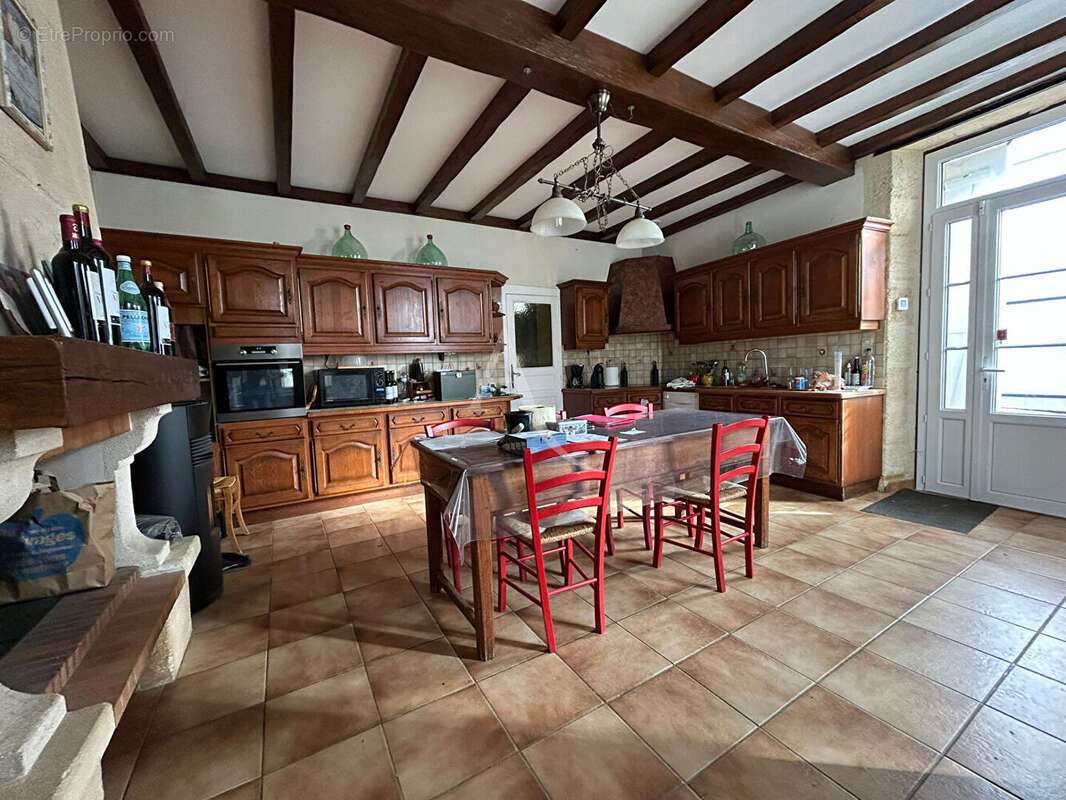 Maison à MOMBRIER