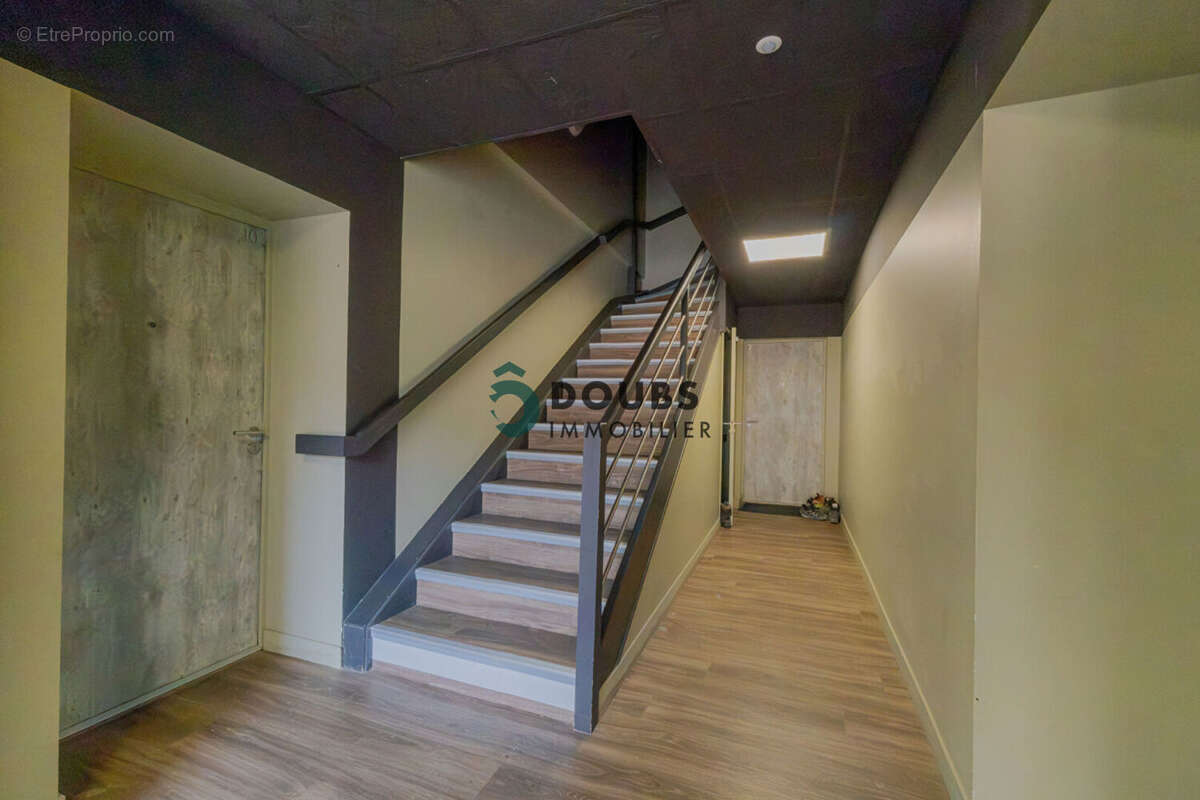 Appartement orchamps-vennes 2 pièces 55.10 m2 - photo 17