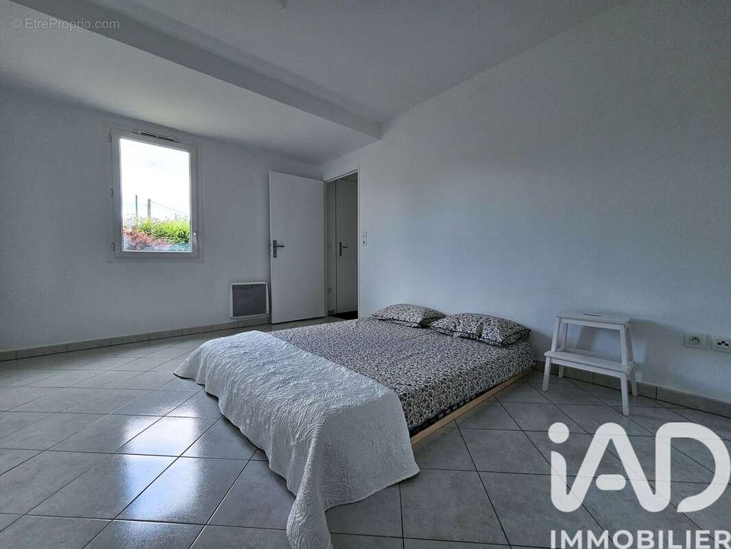 Photo 4 - Appartement à SAINT-GERMAIN-LES-ARPAJON