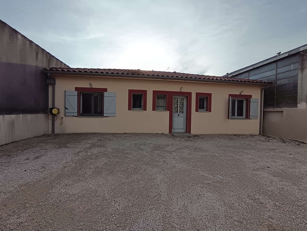 Maison à CASTELSARRASIN