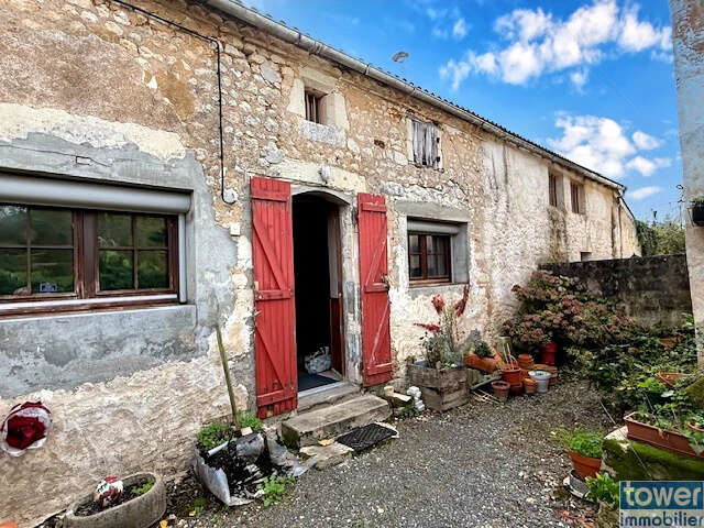 Maison à SAINT-THOMAS-DE-CONAC