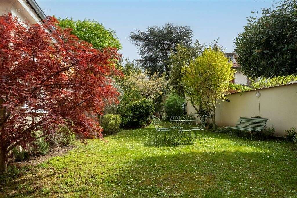 Maison 214 m² à Joinville-Le-Pont  - photo 20