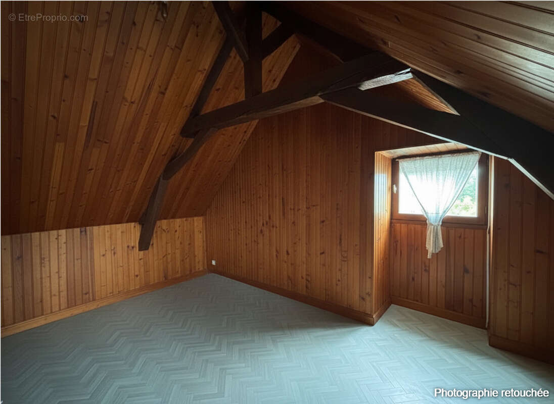 Maison avec dépendances et piscine à Mazé Milon - photo 6