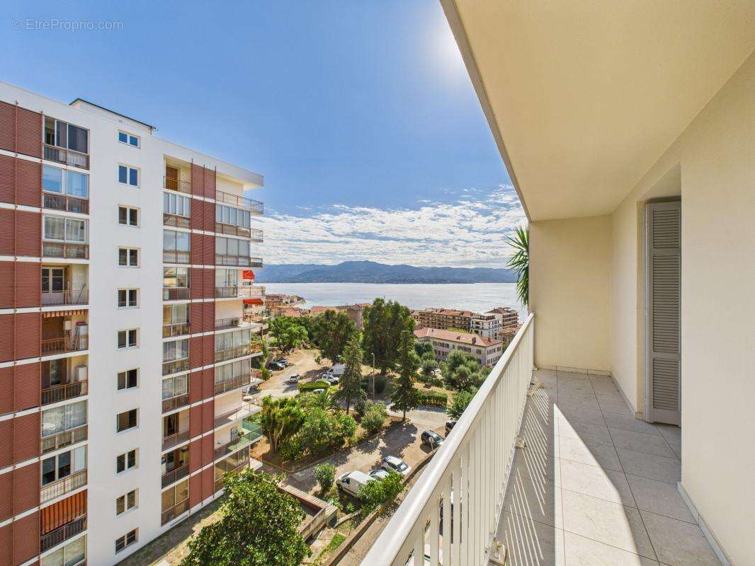 Appartement à AJACCIO