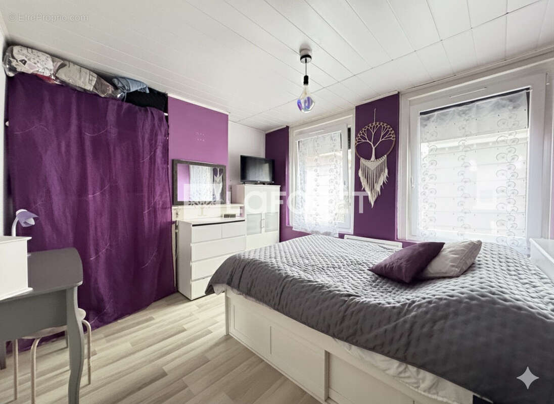 Maison à SIN-LE-NOBLE