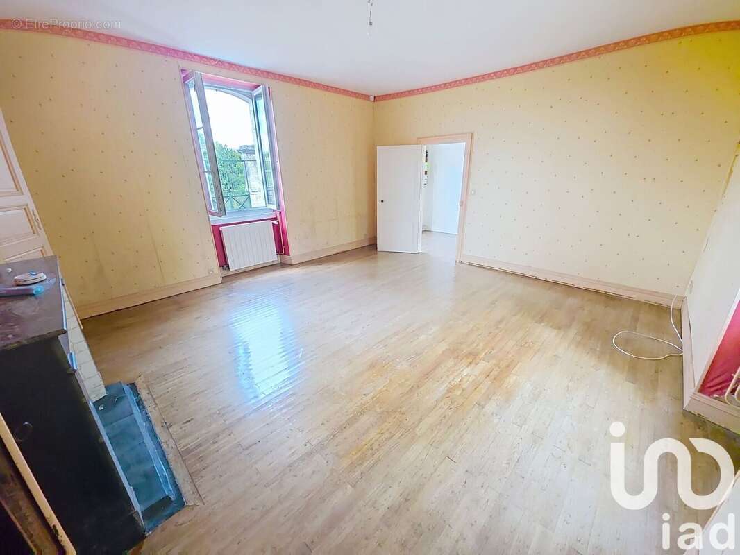Maison 129 m² à Feuillade  - photo 6