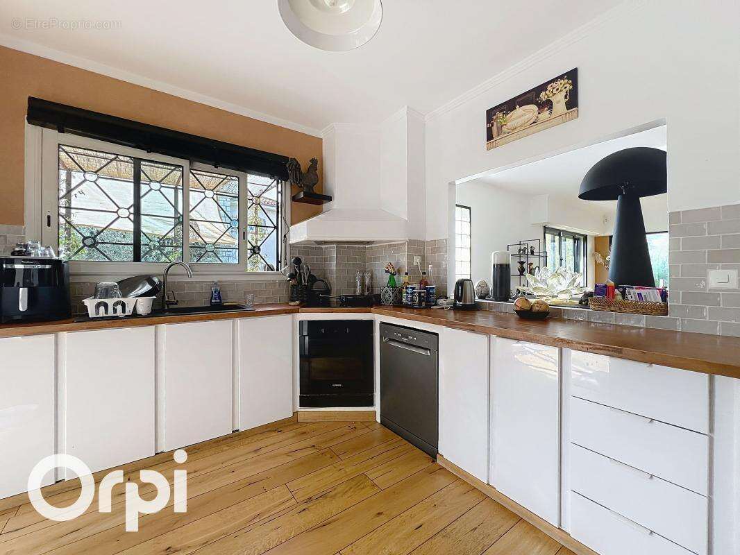 Maison à VILLENEUVE-LOUBET