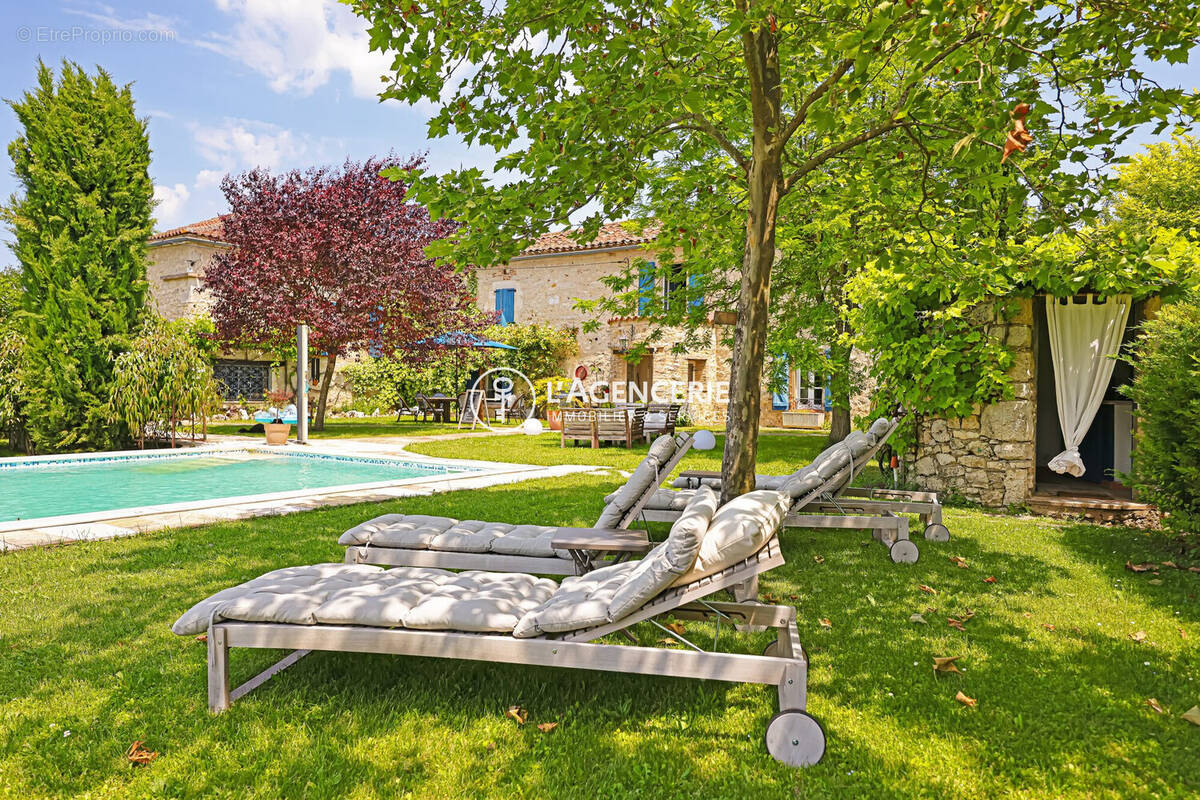 Maison à LES CABANNES