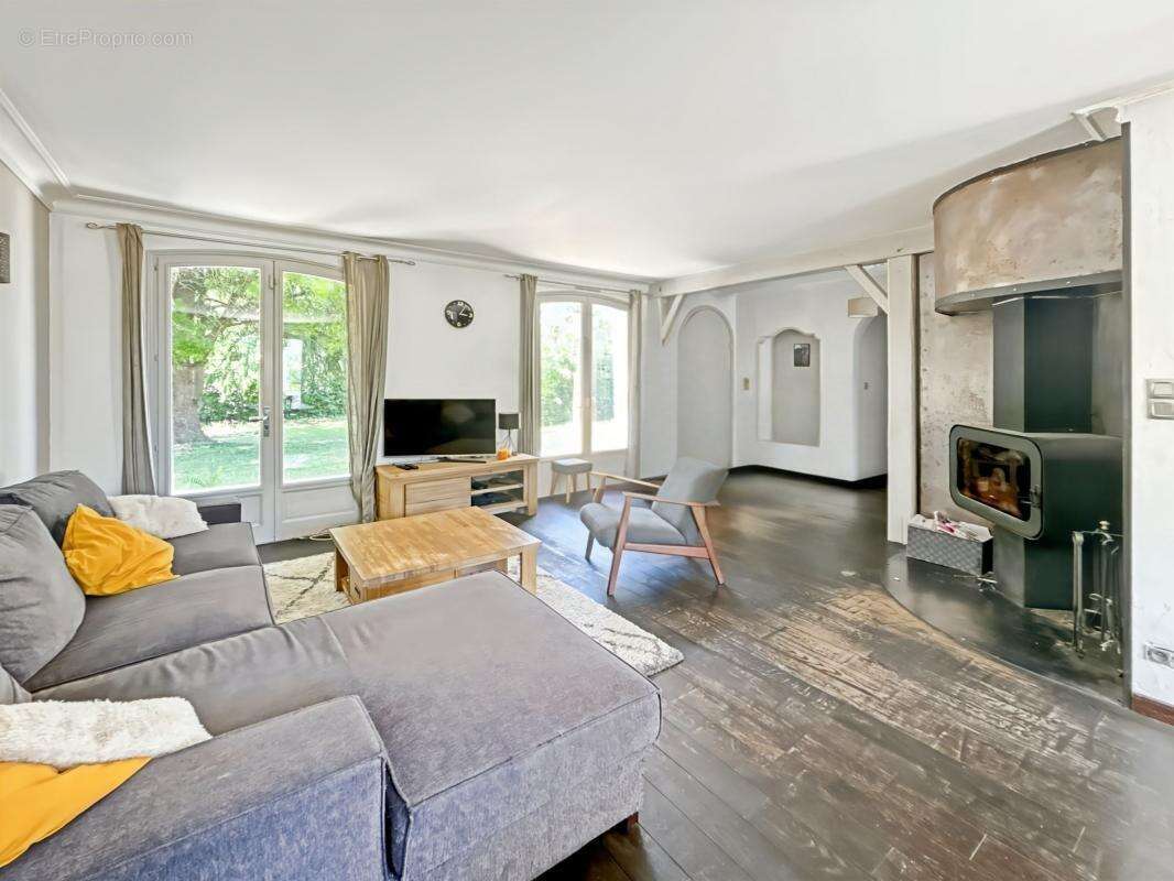 Maison à BELLEVILLE-SUR-VIE