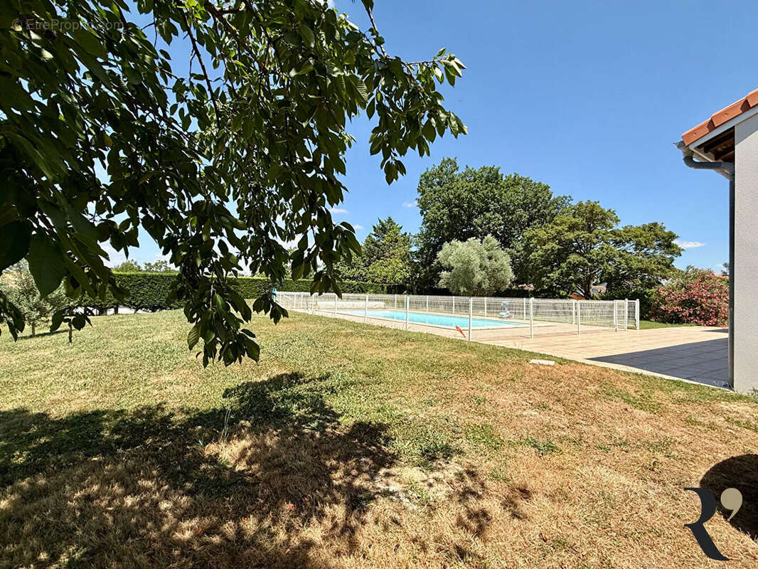 Maison à SAINT-ORENS-DE-GAMEVILLE