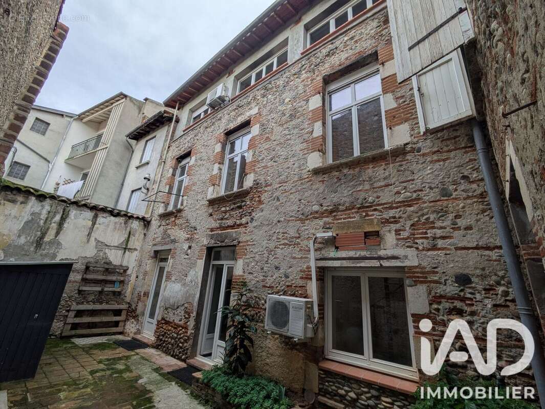 Appartement 80 m² à Cazeres  - photo 2