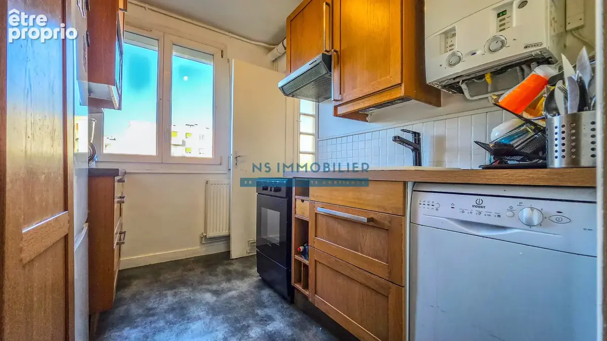 Appartement F4 65m2 + Cave + Paking - photo 7