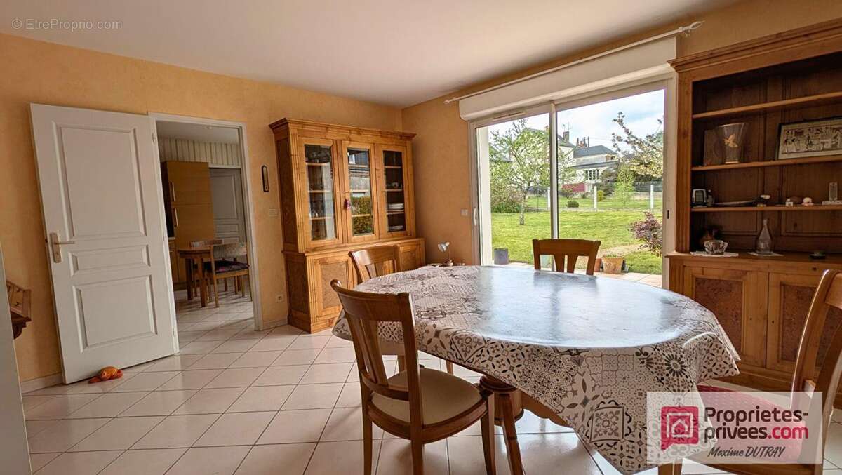 Maison à CHATEAU-RENAULT