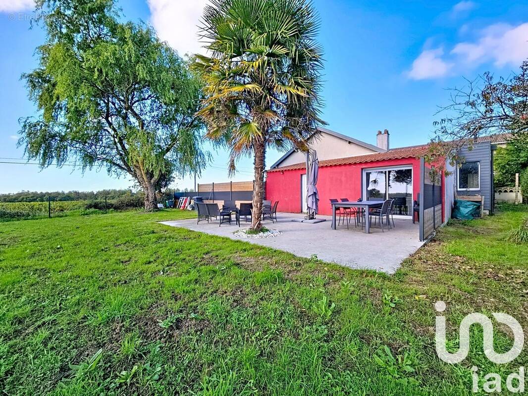 Photo 1 - Maison à LE LOROUX-BOTTEREAU