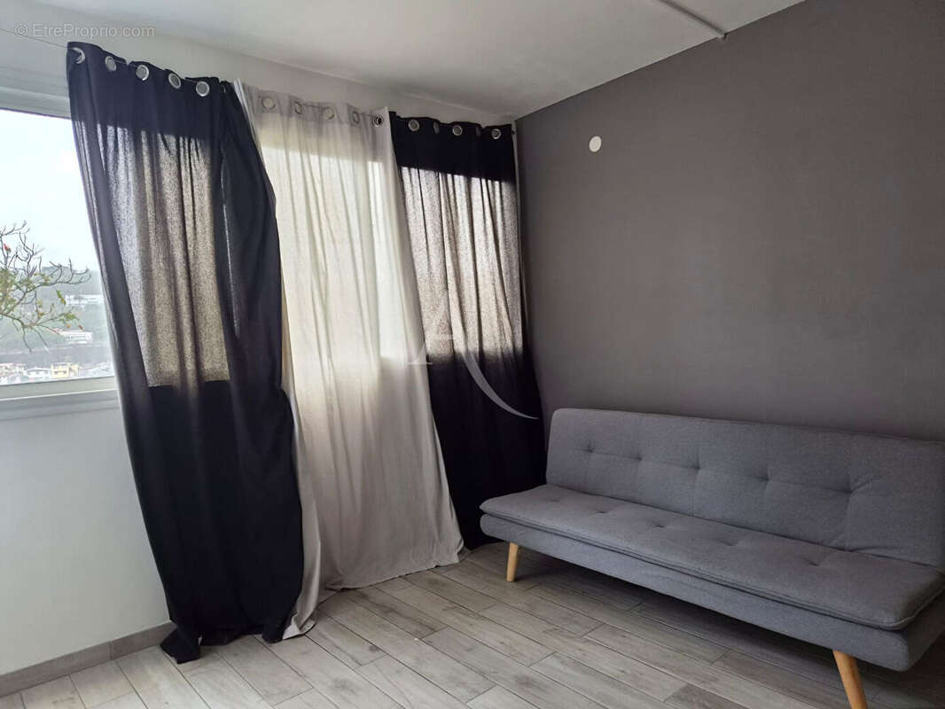 A SAISIR : appartement T4 118.62 m² Fort-de-France. - photo 6