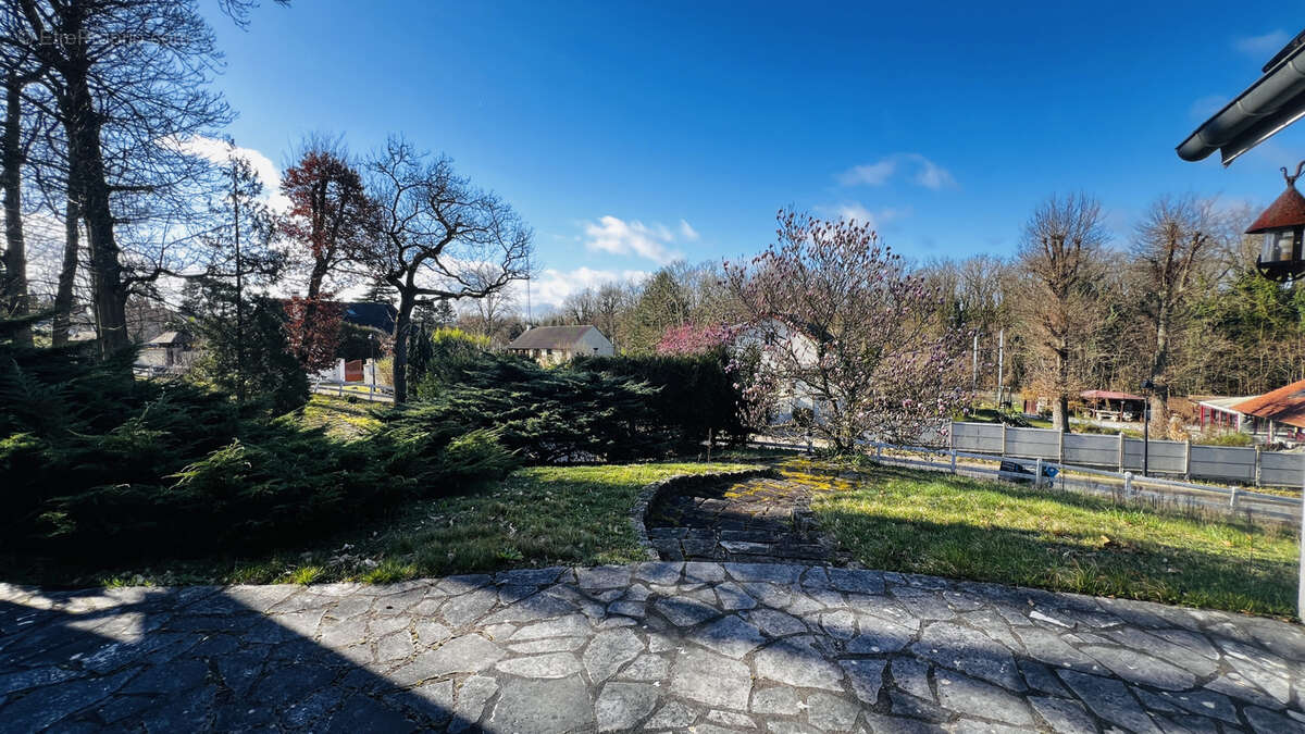 Maison à LA FERTE-ALAIS