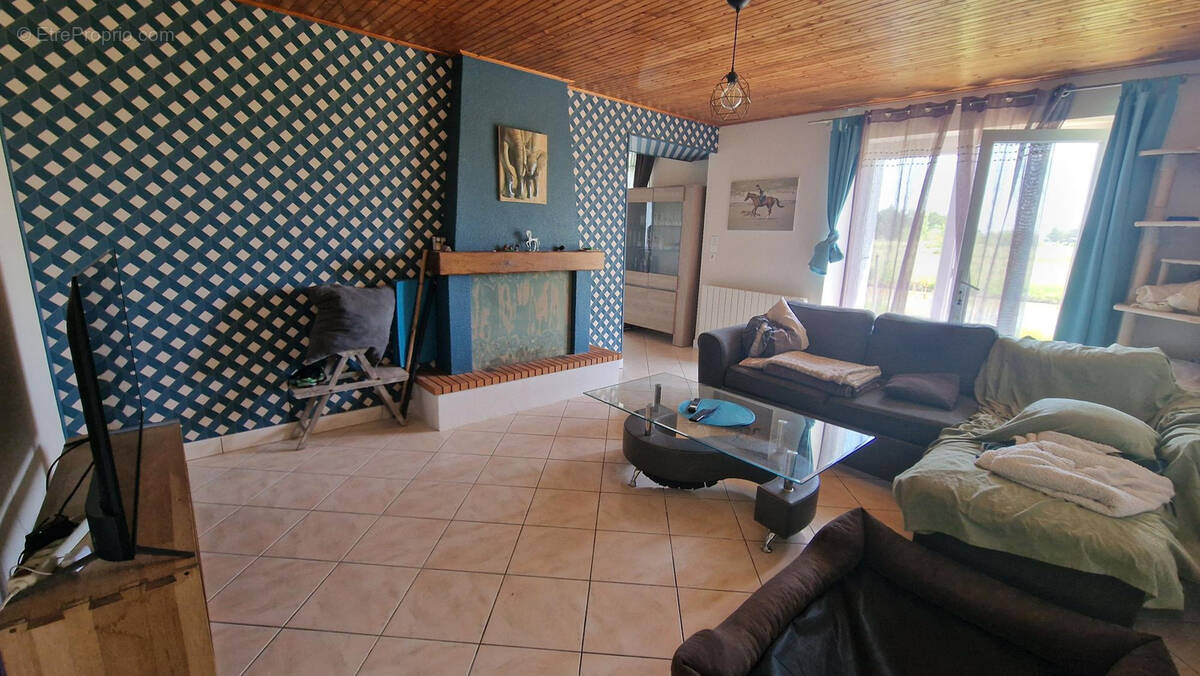 Maison à BOIS-DE-CENE