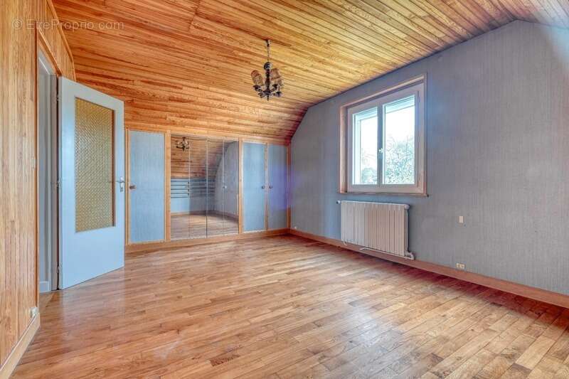 Maison à NANTEUIL-LES-MEAUX