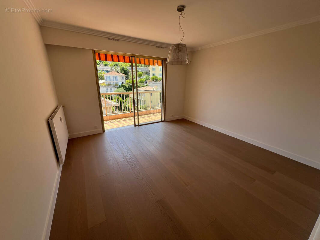 Appartement à BEAULIEU-SUR-MER