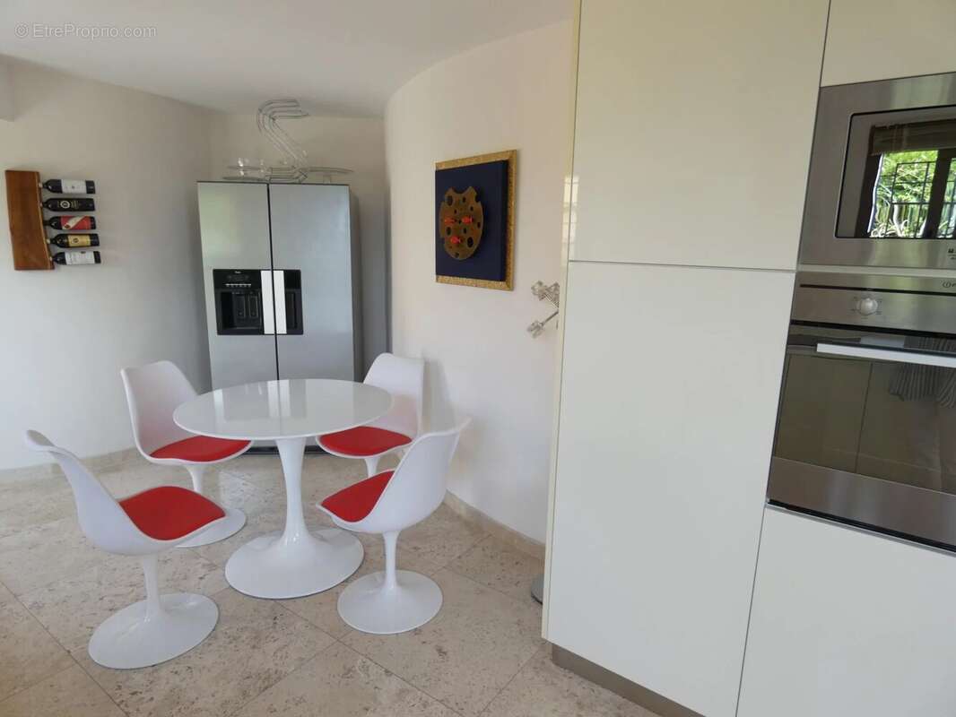 Maison à MOUGINS