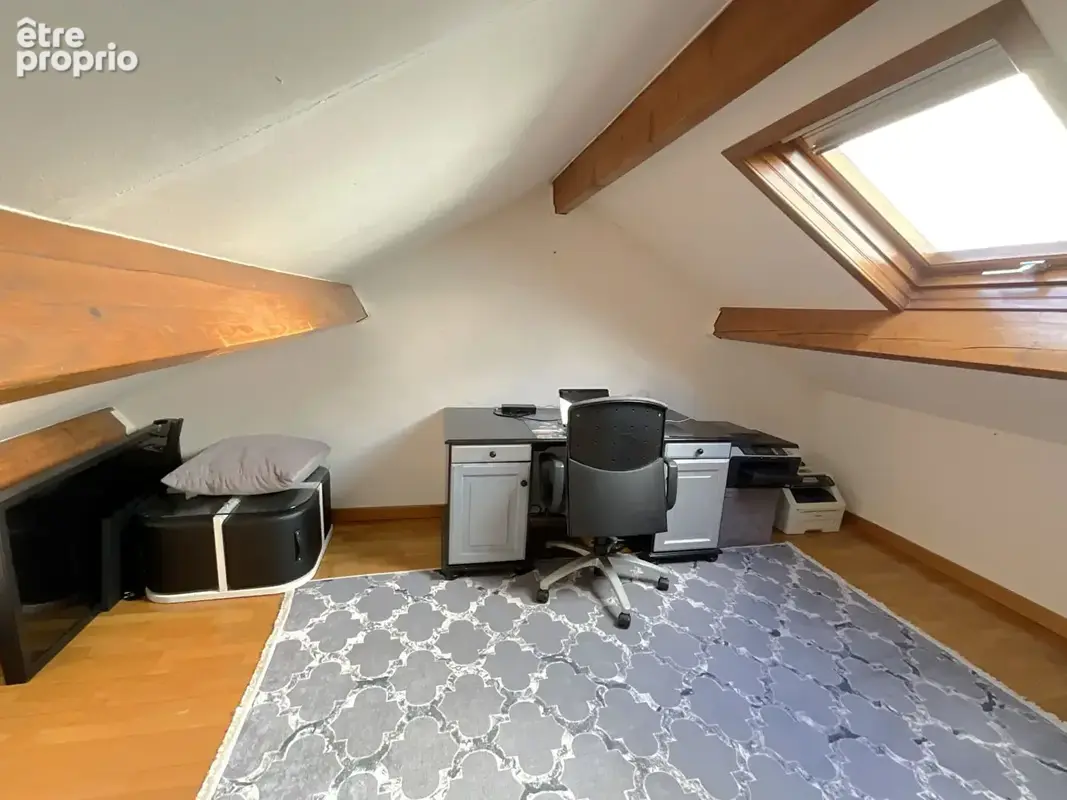 Maison Voisins Le Bretonneux 5 pièce(s) 102 m2 - photo 7