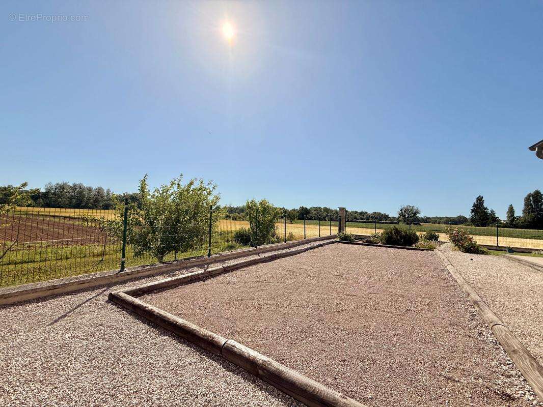 Maison familiale récente – 4 chambres – Terrain de 1500m² – Aucuns travaux à prévoir - photo 19