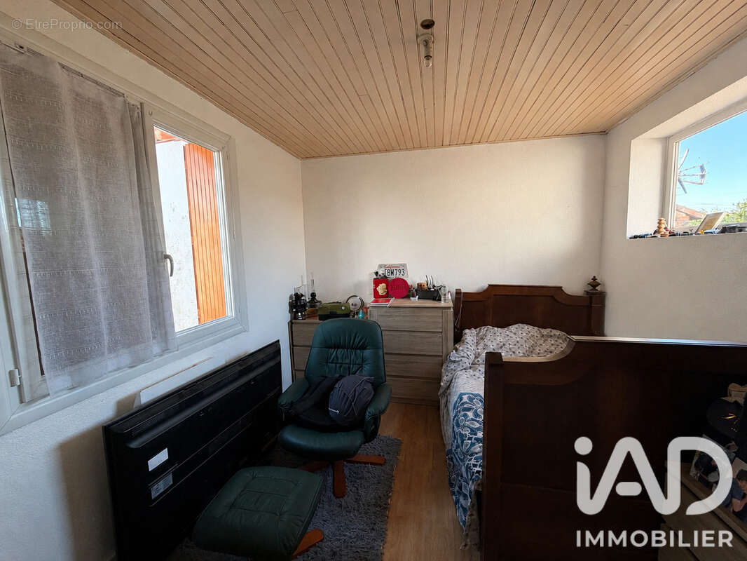 Maison 55 m² à Granges-Sur-Lot  - photo 3