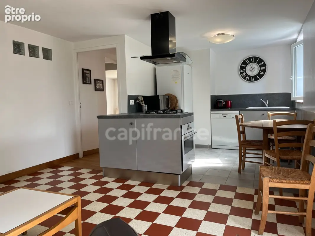 Maison à vendre 11 pièces 8 chambres SAVIGNAC LES EGLISES (24) proche école de Savignac, 1239m² de terrain - photo 16
