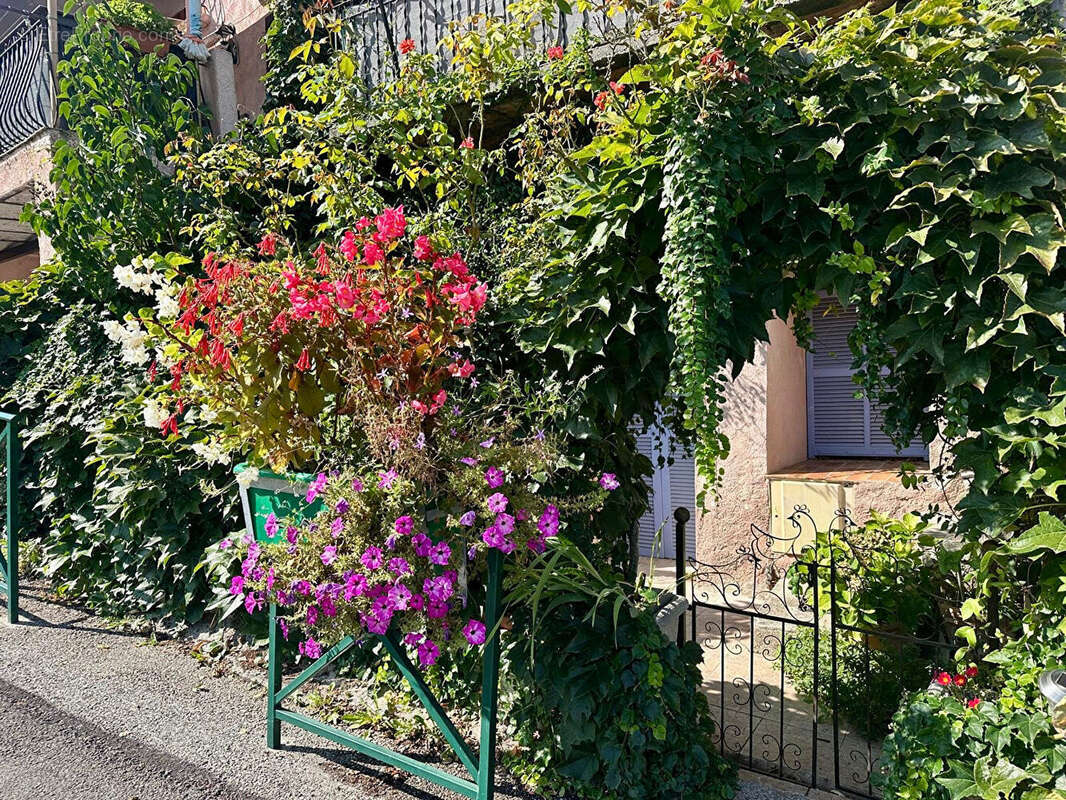 Appartement à MALAUSSENE
