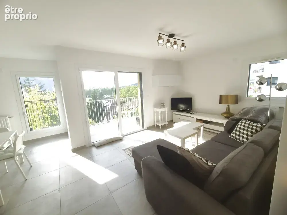 Exclusivité ! Appartement avec vue Montagnes de type 3, très récent, Terrasse et Garage ! - photo 4