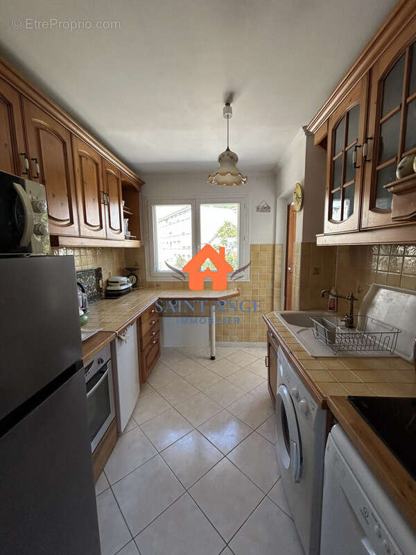 Appartement 56 m² à Toulon  - photo 7