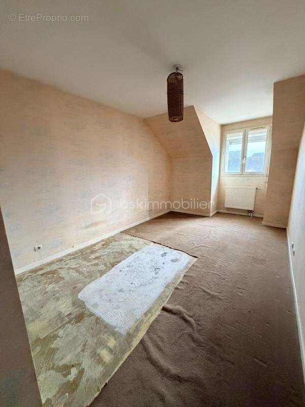 Appartement à SAVIGNY-LE-TEMPLE