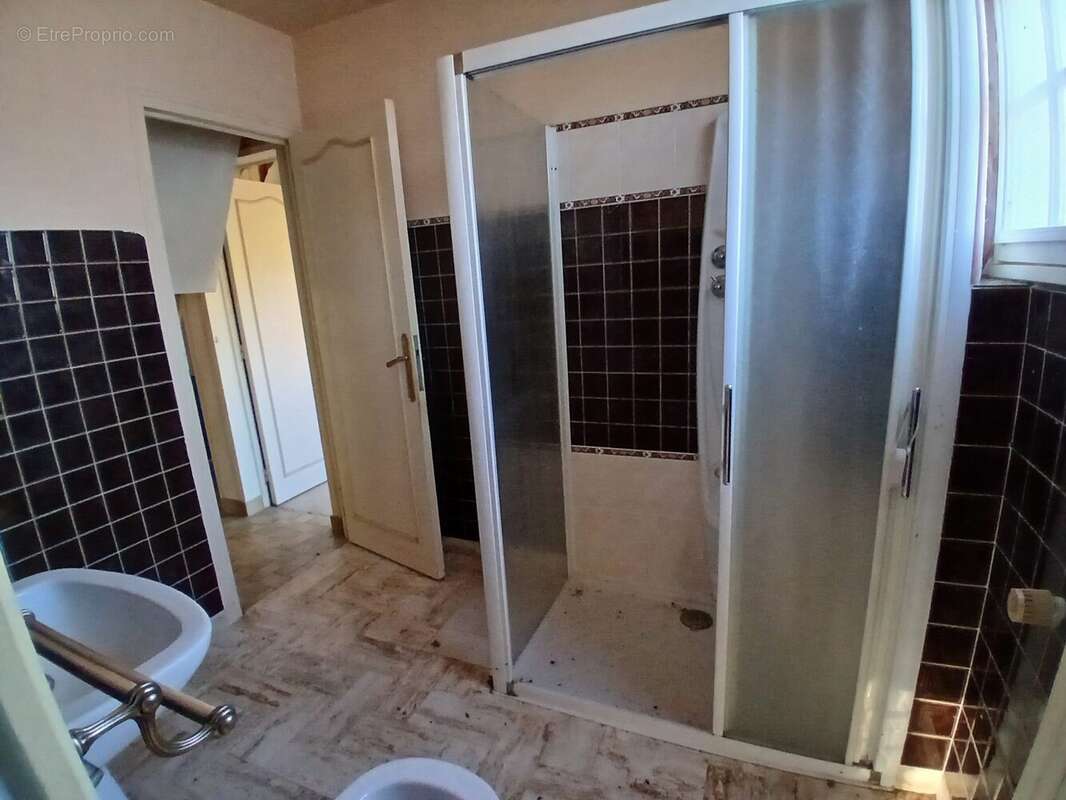 Maison à LA CHARTRE-SUR-LE-LOIR