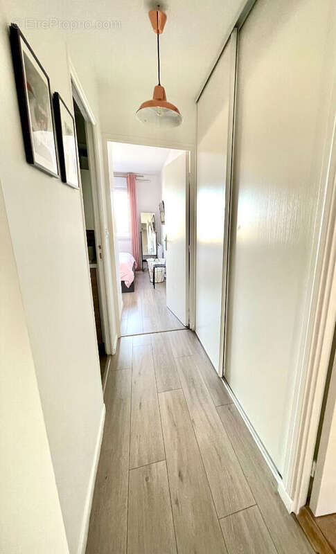 Appartement à COLOMBES