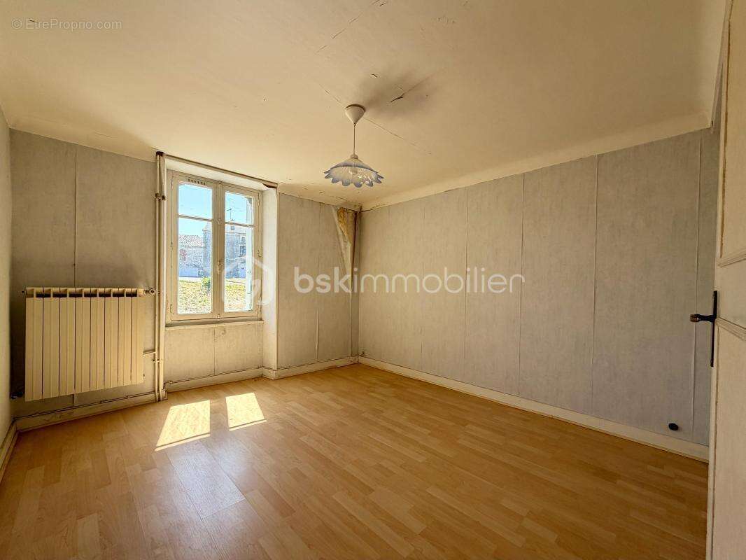 Ensemble immobilier centre bourg - photo 8