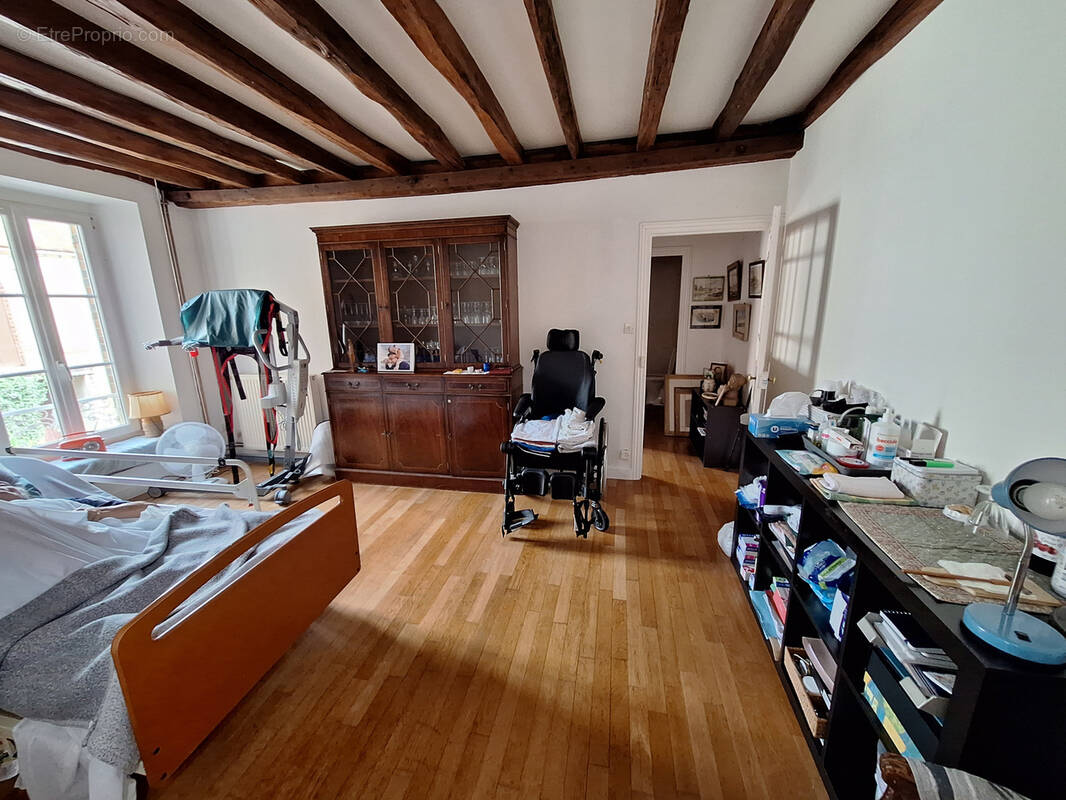 Appartement à EGRISELLES-LE-BOCAGE