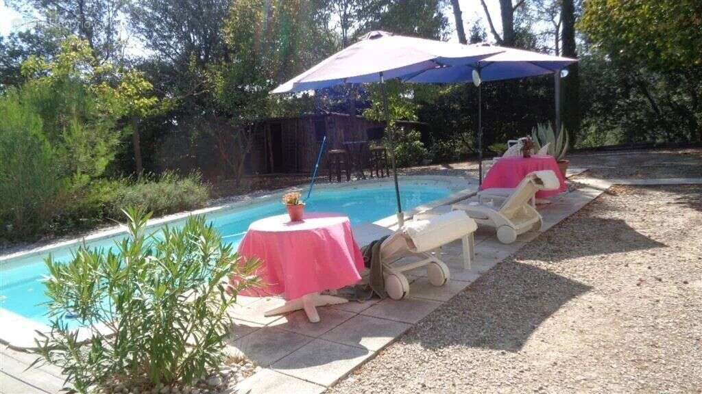 Maison à FLASSANS-SUR-ISSOLE