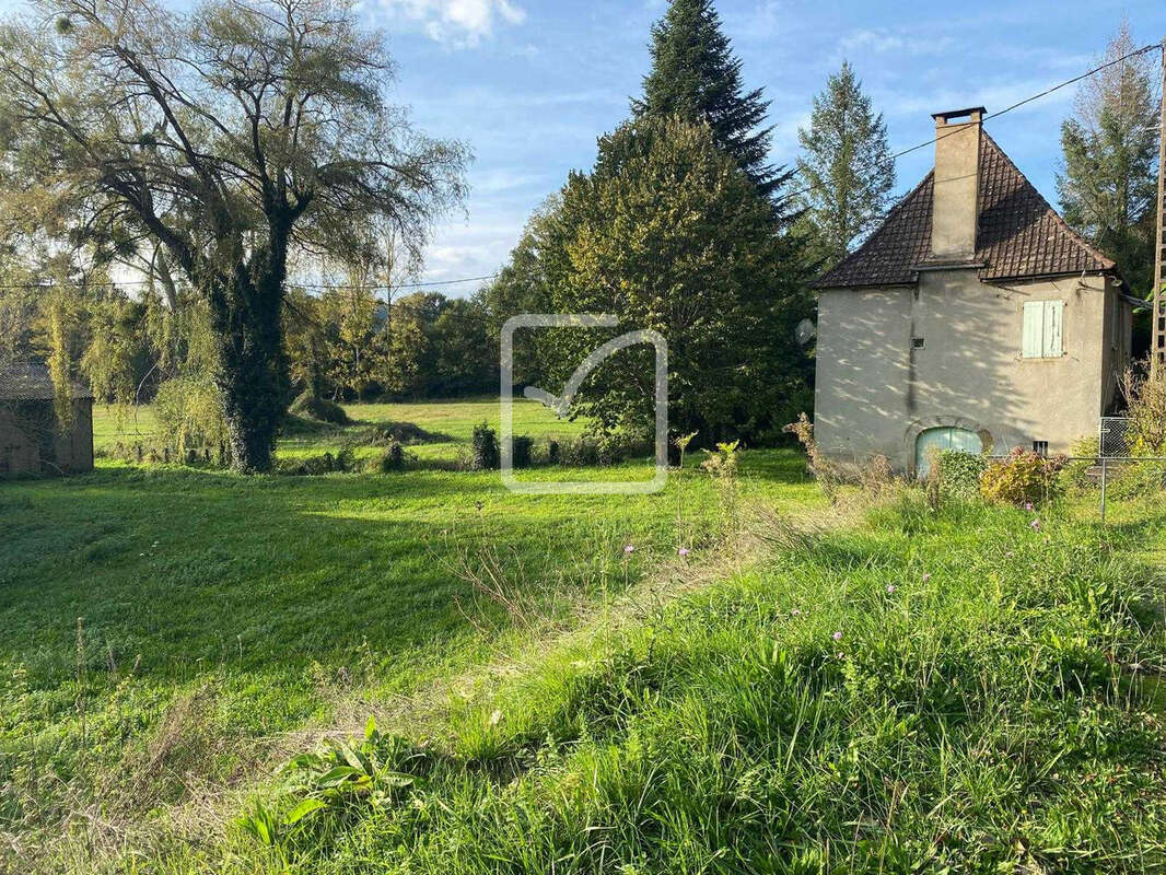 Maison à ALTILLAC