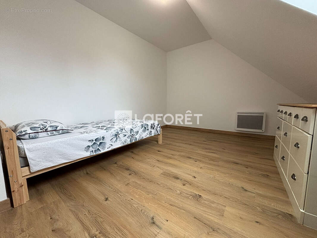 Appartement à LAMORLAYE