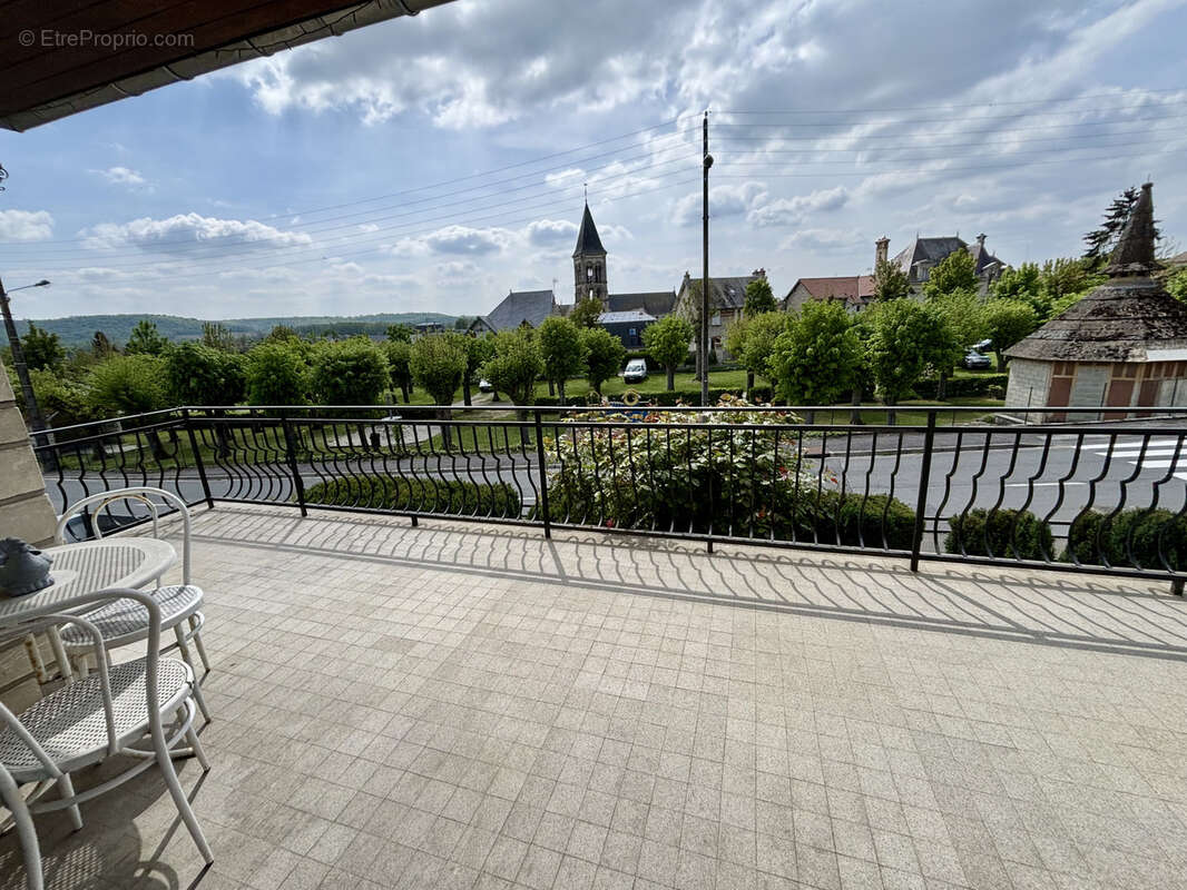 Maison à VAILLY-SUR-AISNE