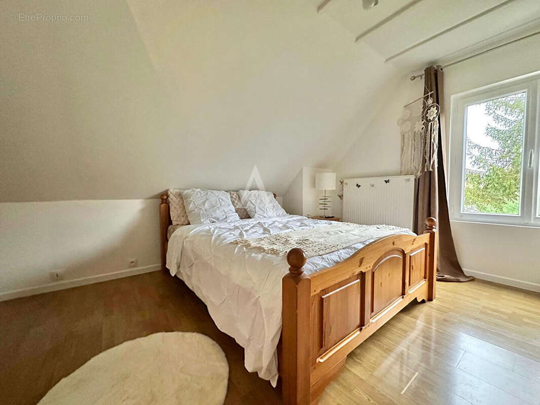 Maison à QUINCY-VOISINS