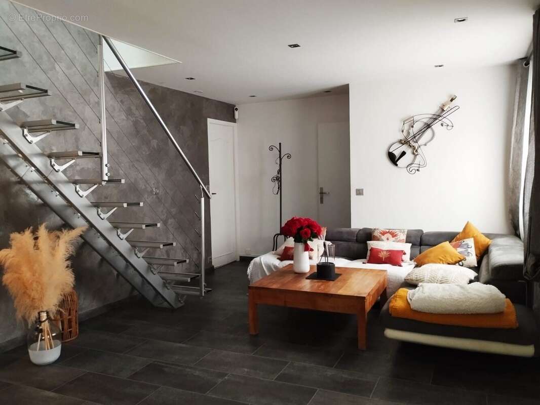 Maison 135 m² à Livry-Gargan  - photo 6