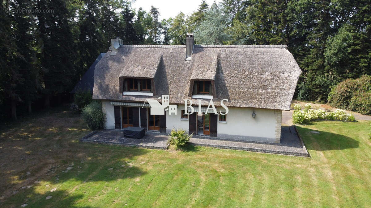 Maison 162 m² à Pont-L'eveque  - photo 2