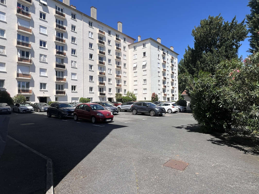 Appartement à LE BOUSCAT