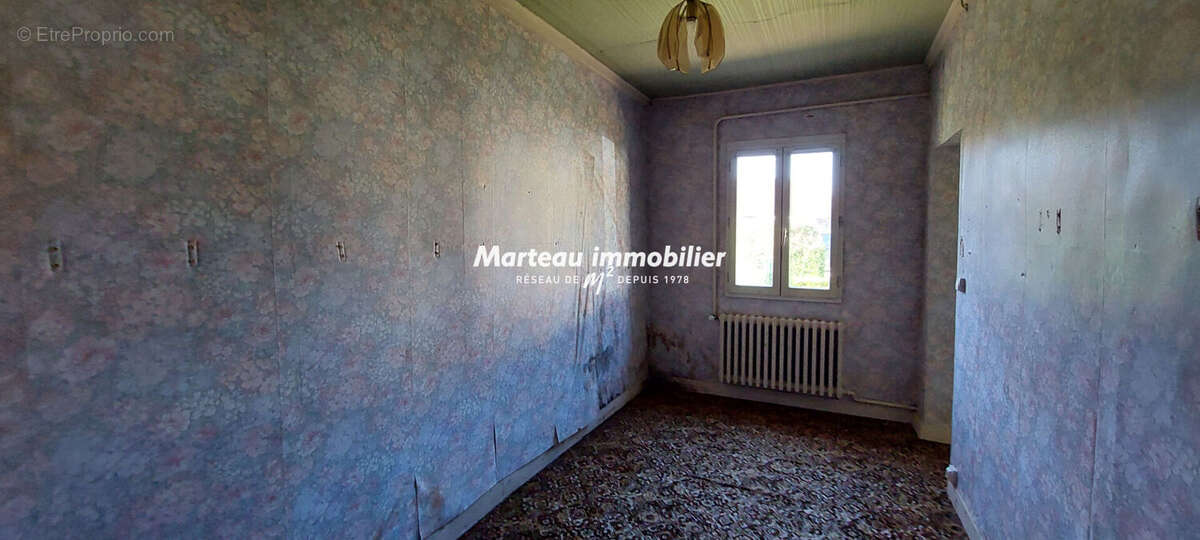 Maison à LA BAZOCHE-GOUET