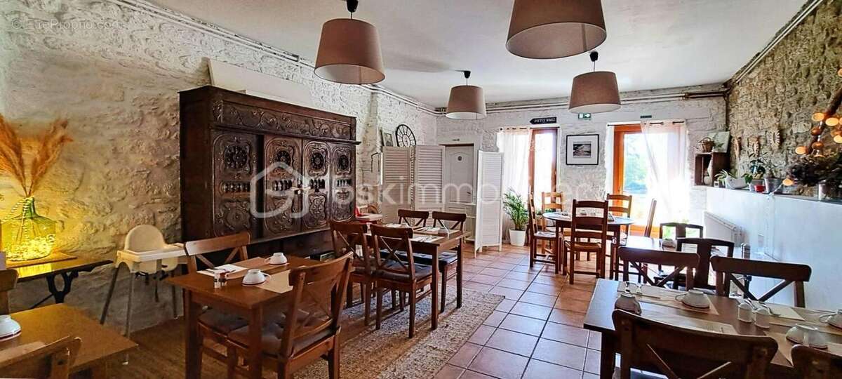 Commerce à HUELGOAT