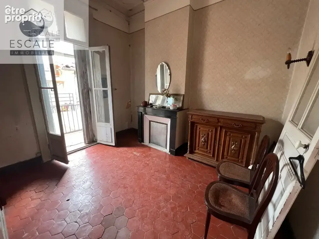 Vente grand type 3 haussmannien en coeur de ville a sete - photo 5