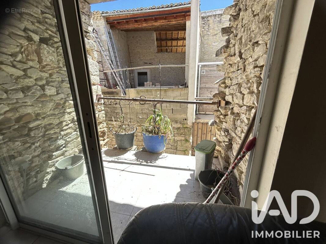 Photo 1 - Maison à TAVEL